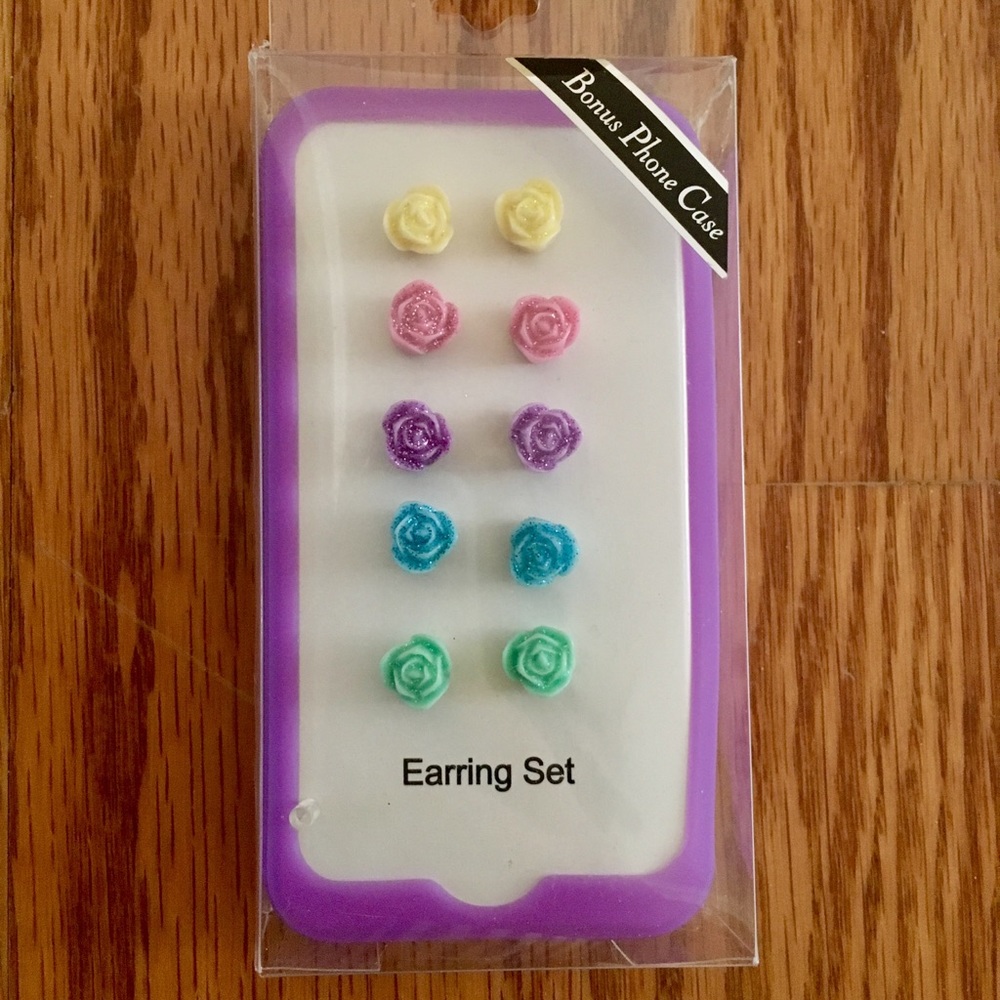 NEW Rose Earring Set